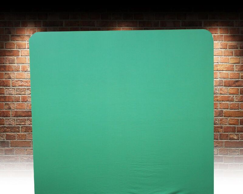 #14 greenscreen backdrop